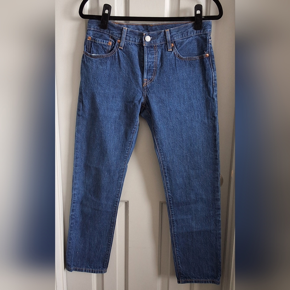 Levi's 501 Straight-Leg Classic Blue Jeans